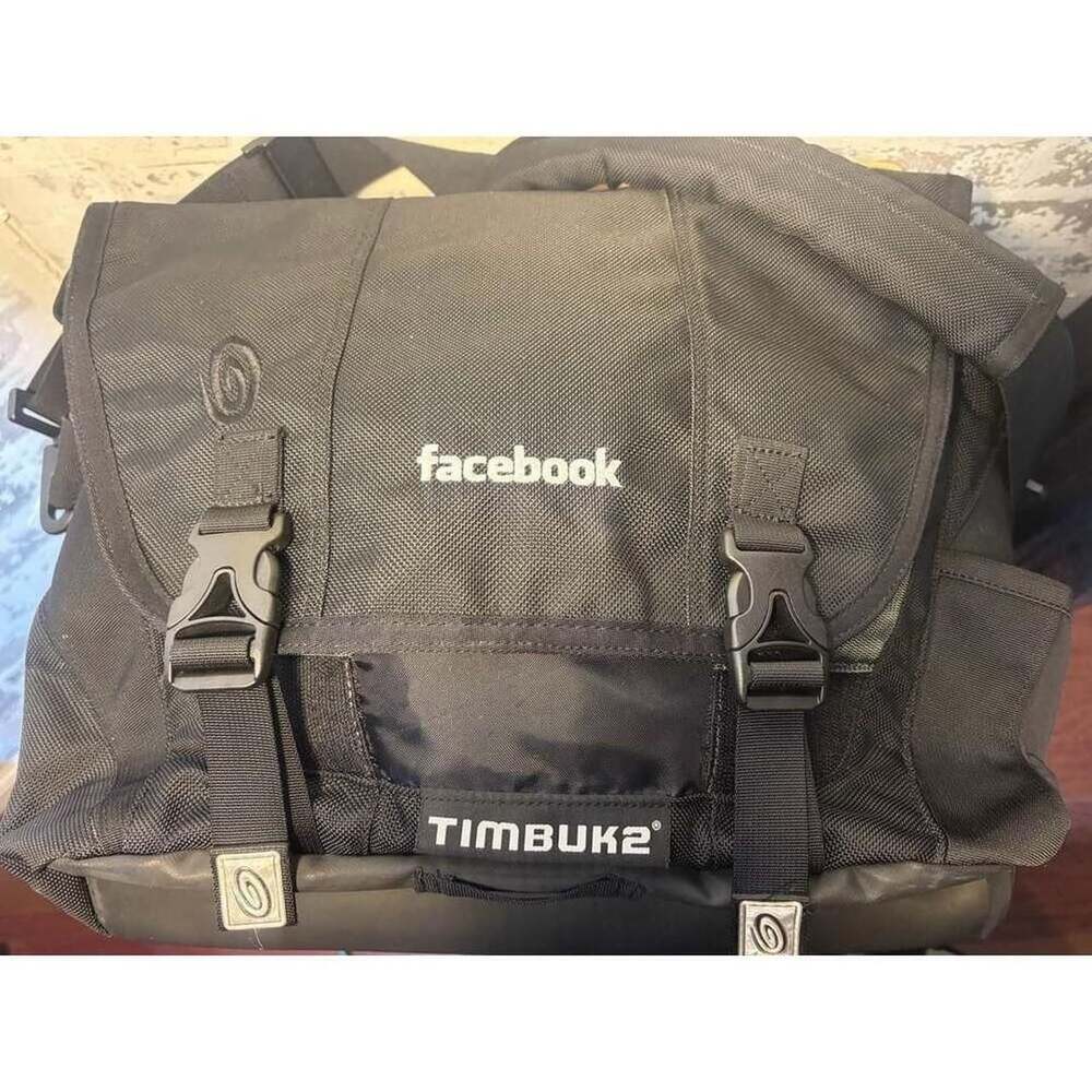 Timbuk2 Facebook Classic Messenger Bag Black